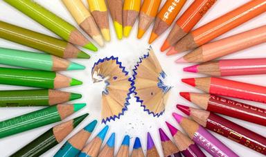 معرفی بهترین مارک مداد رنگی برای طراحی لباس | بررسی 10 مارک مختلف