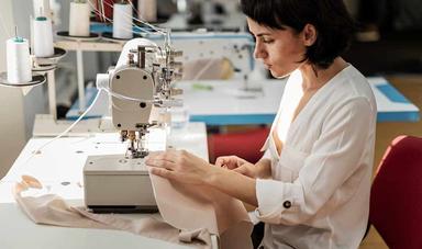 لیست ۱۰ بهترین آموزشگاه خیاطی در اراک + مدرک فنی حرفه‌ای